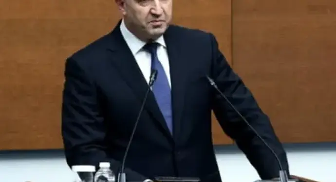 Радев: „лукойл“ е осигурен със суровина до средата на декември, място за паника няма 2026