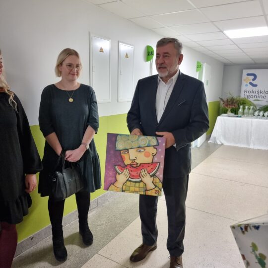 Rajono ligoninėje atidarytas rajono ligoninėje atidarytas skyrius, kurio laukė daugybė šeimų (foto) 2026 rajono ligonin atidarytas skyrius kurio lauk daugyb eim 16 rajono ligoninėje atidarytas iustitia. Bg gimtasis rokiškis
didžiulis poreikis
anot skyriuje dirbančios gydytojos-socialinės pediatrės žydrūnės jakštonienės, vaikų raidos sutrikimų ankstyvosios reabilitacijos skyriaus... Rajono ligoninėje atidarytas skyrius, kurio laukė daugybė šeimų (foto) 2026 2026-10-15 12:23:35 teisingumas - iustitia. Bg rajono ligoninėje atidarytas