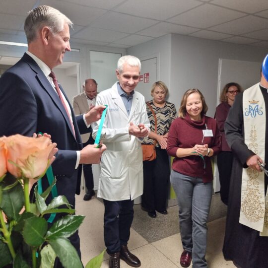 Rajono ligoninėje atidarytas rajono ligoninėje atidarytas skyrius, kurio laukė daugybė šeimų (foto) 2026 rajono ligonin atidarytas skyrius kurio lauk daugyb eim 21 rajono ligoninėje atidarytas iustitia. Bg gimtasis rokiškis
didžiulis poreikis
anot skyriuje dirbančios gydytojos-socialinės pediatrės žydrūnės jakštonienės, vaikų raidos sutrikimų ankstyvosios reabilitacijos skyriaus... Rajono ligoninėje atidarytas skyrius, kurio laukė daugybė šeimų (foto) 2026 2026-10-15 12:23:35 teisingumas - iustitia. Bg rajono ligoninėje atidarytas