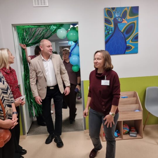 Rajono ligoninėje atidarytas rajono ligoninėje atidarytas skyrius, kurio laukė daugybė šeimų (foto) 2026 rajono ligonin atidarytas skyrius kurio lauk daugyb eim 25 rajono ligoninėje atidarytas iustitia. Bg gimtasis rokiškis
didžiulis poreikis
anot skyriuje dirbančios gydytojos-socialinės pediatrės žydrūnės jakštonienės, vaikų raidos sutrikimų ankstyvosios reabilitacijos skyriaus... Rajono ligoninėje atidarytas skyrius, kurio laukė daugybė šeimų (foto) 2026 2026-10-15 12:23:35 teisingumas - iustitia. Bg rajono ligoninėje atidarytas