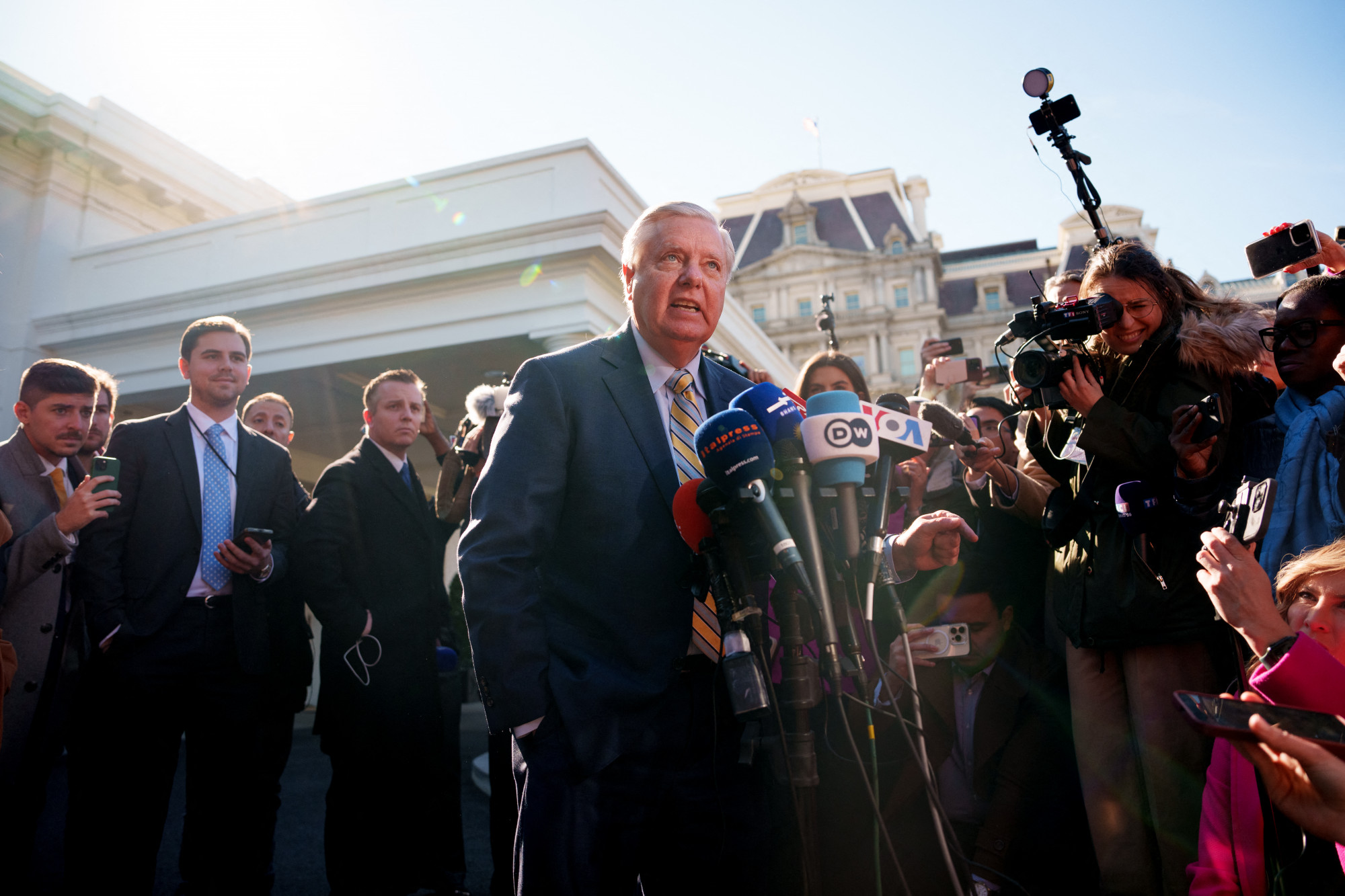 Azt állítja három férfi is azt állítja, hogy lindsey graham republikánus szenátor fizetett nekik a szexért 2026 rom rfi azt tja hogy lindsey graham republik nus szen t azt állítja az amerikai, young turks nevű baloldali internetes hírcsatorna csütörtökön... Iustitia. Bg három férfi is azt állítja, hogy lindsey graham republikánus szenátor fizetett nekik a szexért 2026 2026-10-23 07:07:43 igazságszolgáltatás - iustitia. Bg azt állítja