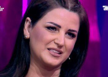 Rovena ibrahimi rrëfen në se luan topi humbjen e vëllait 42-vjeçar: nëna na dha forcë edhe në dhimbjen e saj 2026 - юстиция Rovena ibrahimi rrëfen në se luan topi humbjen e vëllait 42-vjeçar: nëna na dha forcë edhe në dhimbjen e saj 2026