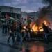 (SATIRA) “Lepi avtomobili lepo gorijo!” V četrtek, 8. oktobra, vabijo na koncert s posebnim performansom v podporo Palestini! 2026