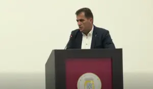 Семејни врски, бизниси и милиони оспорени евра, што се крие зад студијата за јавно-приватно партнерство за објектот на општина тетово? 2026 - правда - юстиция Општина тетово семејни врски, бизниси и милиони оспорени евра, што се крие зад студијата за јавно-приватно партнерство за објектот на општина тетово? 2026 seme vrski biznisi milioni osporeni evra shto krie zad 2 општина тетово iustitia. Bg братот на косопственикот на компанијата која го гради дополнителниот објект на општина тетово, преку компанија во сопственост на сопругата на неговиот син, ја изгработил... Семејни врски, бизниси и милиони оспорени евра, што се крие зад студијата за јавно-приватно партнерство за објектот на општина тетово? 2026 2026-10-24 11:57:37 правда - юстиция општина тетово