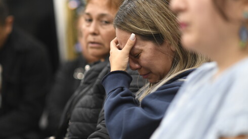 Yahaira gutierrez, 37, grieves for her sister paola zamora rojas during a prayer vigil on friday. Oct. 2, 2026.
