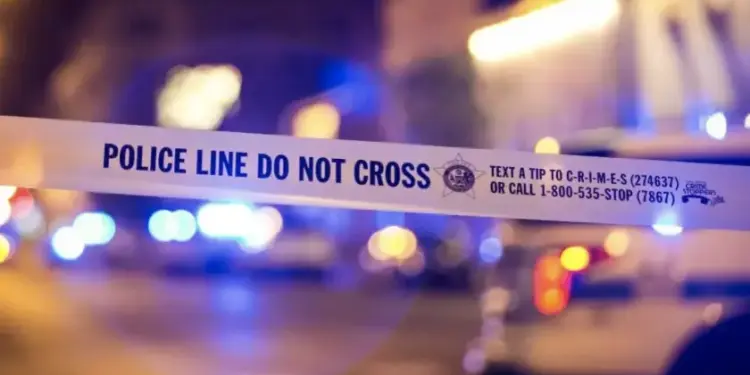 3 shot at West Pullman gas station overnight 2026