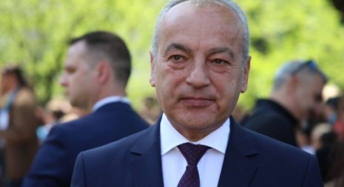 Синдикатите и финансовият министър на спешна среща: 5% не стигат, искат поне 10% ръст на заплатите 2026 - юстиция Синдикатите и финансовият министър на спешна среща: 5% не стигат, искат поне 10% ръст на заплатите 2026