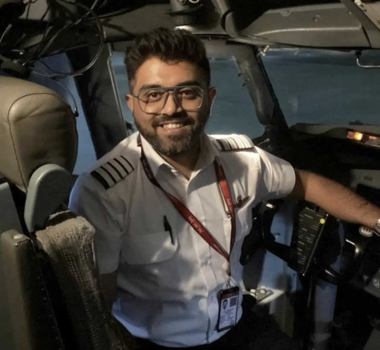 Yardımcı pilotun i̇srail’e giden yolcu uçağında ne yaşandı: eylem mi, sahte bayrak operasyonu mu? 2026 srail giden yolcu nda and eylem sahte bayrak operasyonu 1 yardımcı pilotun dış haberler dubai'den tel aviv'e giden yolcu uçağında yaşananların iç yüzü halen aydınlatılmayı bekliyor.... Iustitia. Bg i̇srail’e giden yolcu uçağında ne yaşandı: eylem mi, sahte bayrak operasyonu mu? 2026 2026-10-03 17:05:24 adalet - iustitia. Bg yardımcı pilotun