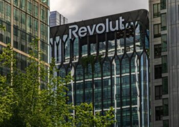Срив в revolut засегна плащанията и достъпа до приложението 2026 - юстиция Срив в revolut засегна плащанията и достъпа до приложението 2026