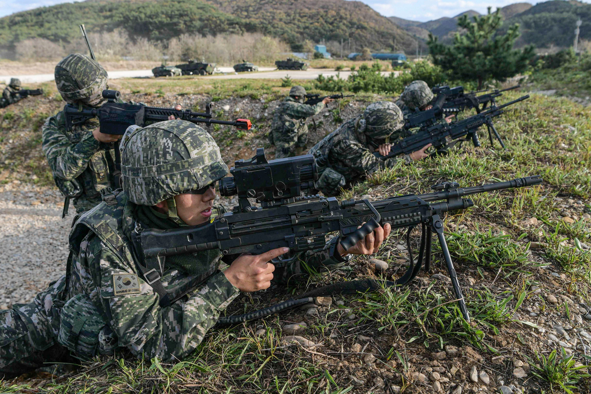 Észak-korea arra készül észak-korea arra készül, hogy újra elkezd propagandát tolni hangszórókból a határon át 2026 szak korea arra hogy jra elkezd propagand tolni hangsz 1 észak-korea arra készül észak-korea napokon belül készenléti állapotba helyezi a dél-korea elleni... Iustitia. Bg észak-korea arra készül, hogy újra elkezd propagandát tolni hangszórókból a határon át 2026 2026-10-22 06:37:35 igazságszolgáltatás - iustitia. Bg észak-korea arra készül