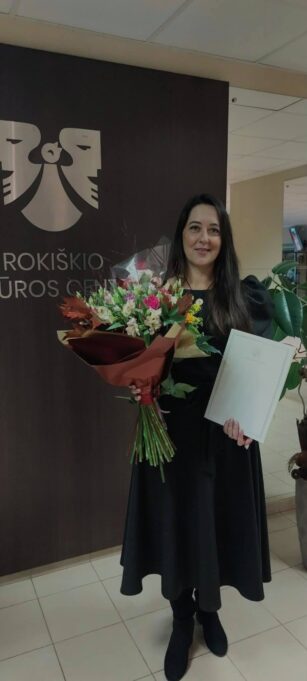 Kuriamą aplinką kurioje tradiciniu koncertu ir įteiktomis padėkomis rokiškyje nuvilnijo tarptautinė mokytojų diena 2026 tradiciniu koncertu teiktomis pad komis roki kyje nuvil 1 kuriamą aplinką kurioje iustitia. Bg gimtasis rokiškis
pagerbtieji
rokiškio rajono savivaldybės meras ramūnas godeliauskas iškilmingai padėkos raštus šiais metais įteikė:
rokiškio juozo tumo-vaižganto... Tradiciniu koncertu ir įteiktomis padėkomis rokiškyje nuvilnijo tarptautinė mokytojų diena 2026 2026-10-06 04:16:51 teisingumas - iustitia. Bg kuriamą aplinką kurioje