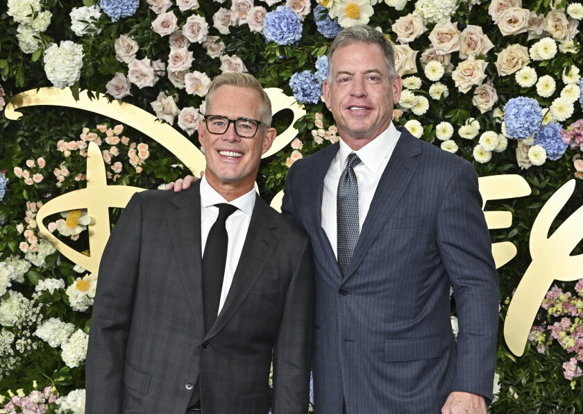 Troy aikman opens door to leaving joe buck, espn behind 2026 - justice Joe buck and troy aikman passed pat summerall and john madden as the longest-tenured nfl broadcaster pairing in 2023.