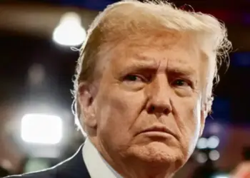 Trump restringe microsoft e outras big techs de contratar estrangeiros via green card 2026