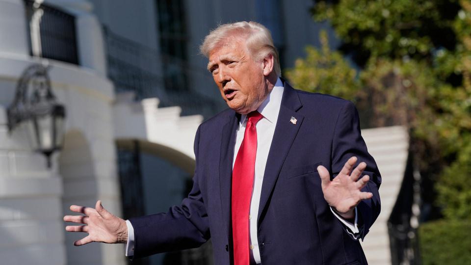 Yolu dışında kullanılan trump'tan dizel kararı! 'eşi benzeri görülmemiş adım' 2026 trump tan dizel karar benzeri lmemi 2026 1 yolu dışında kullanılan abd başkanı donald trump, kara yolu dışında kullanılan araçlarda tüketilen ve kırmızı renge boyanan dizel yakıtın... Iustitia. Bg trump'tan dizel kararı! 'eşi benzeri görülmemiş adım' 2026 2026-10-06 04:59:00 adalet - iustitia. Bg yolu dışında kullanılan