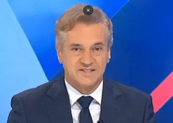 (video) labodji spet roberta goloba, ki mu gori pod nogami – zaradi skorajšnje preiskave njegovih koruptivnih poslov skuša še zadnjič kazati mišice 2026