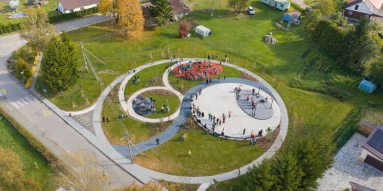 Vietoje šlapios pievos – nauja erdvė bendruomenei 2026