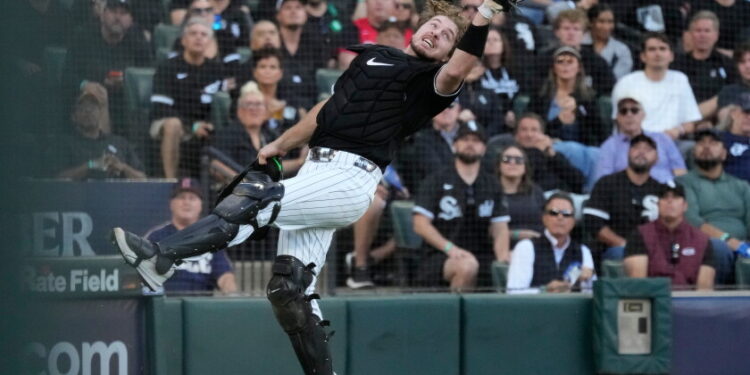 White Sox burn both ABS challenges in third inning of Game 3 ALDS loss to Guardians 2026