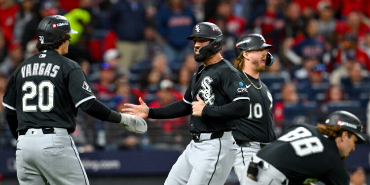 White sox hold on for victory over guardians to take 2-0 lead in alds showdown 2026 - justice White sox hold on for victory over guardians to take 2-0 lead in alds showdown 2026
