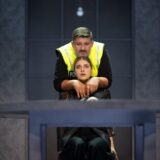 Was führt polizeimeister roman strachnitz (mike kühne) mit psychologieprofessorin olivia rauch (lesley-ann eisenhardt) im schilde?