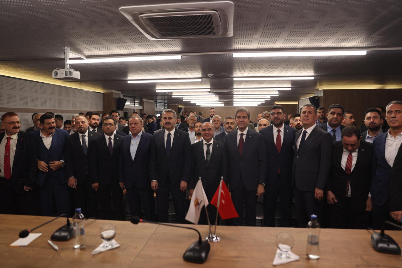 Parti genel yerel yönetimler reformu geliyor! Ak parti genel başkan yardımcısı demir detayları anlattı 2026 yerel netimler reformu geliyor parti genel kan yard dem 3 parti genel demir, mardin'de ak parti i̇l başkanlığınca düzenlenen toplantıda yaptığı konuşmada, cumhurbaşkanı recep tayyip... Iustitia. Bg yerel yönetimler reformu geliyor! Ak parti genel başkan yardımcısı demir detayları anlattı 2026 2026-10-23 01:34:00 adalet - iustitia. Bg parti genel