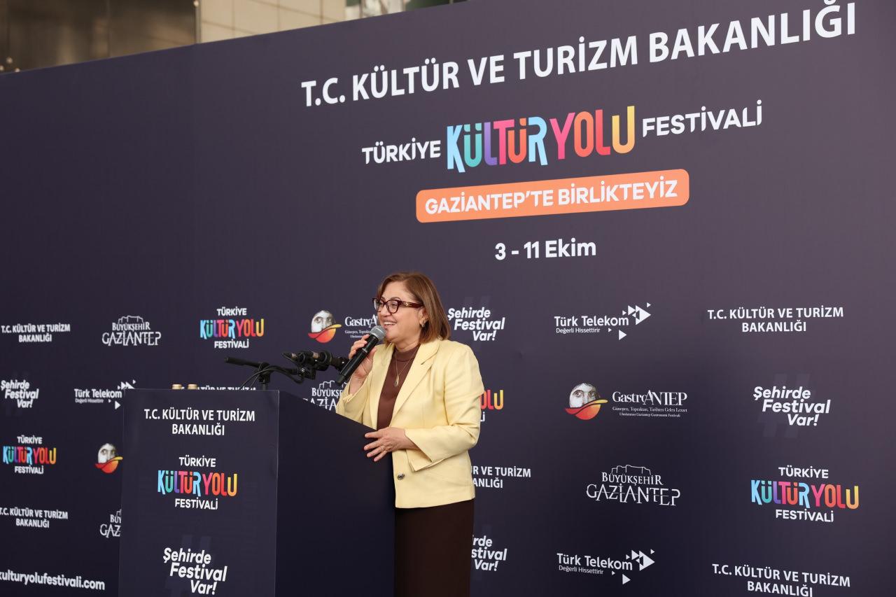 Kültür yolu festivali gastroantep düzenlenen törenle başladı 2026 - adalet - iustitia. Bg Kültür yolu kültür yolu festivali gastroantep düzenlenen törenle başladı 2026 yolu festivali gastroantep zenlenen renle lad 2026 3 kültür yolu gazi şehrin uluslararası yüzü olan gastroantep, kültür yolu festivali ile birlikte 9 gün boyunca 7’den 70’e tüm... Iustitia. Bg kültür yolu festivali gastroantep düzenlenen törenle başladı 2026 2026-10-04 00:05:00 adalet - iustitia. Bg kültür yolu